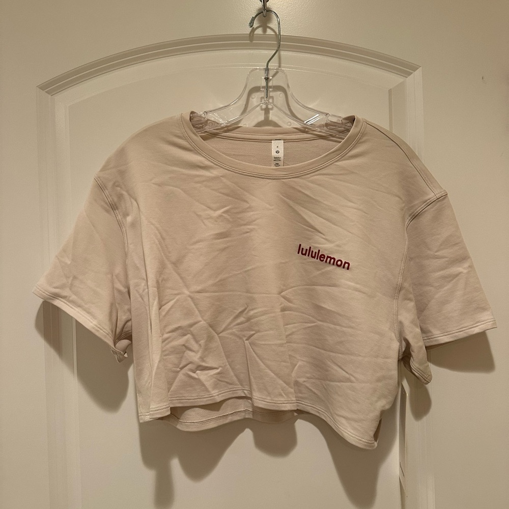 lululemon athletica Cream Cropped Women's Top — LA All Yours Boxy Crop T-Shirt